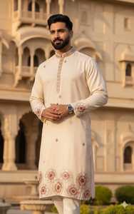 Ensemble Kurta en soie brodée crème pour homme avec motif floral, coupe classique, longueur cheville, tenue traditionnelle indienne pakistanaise pour mariage - Product Image 3