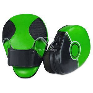 Guantes y Almohadillas de Boxeo Personalizables con Cuero PU, Diseño Transpirable y Duradero - Tamaños y Colores Personalizados - Product Image 1