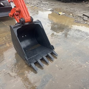 ห้องโดยสารแอร์ในรถขุดไฮดรอลิก Doosan DH55 สำหรับผู้ขับขี่ที่ให้ความสะดวกสบายและเพิ่มประสิทธิภาพการทำงาน - Product Image 5