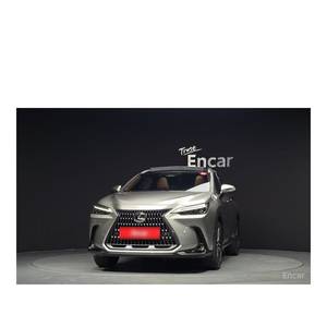 Lexus NX Luxury 2024 de 7 Plazas con Volante a la Izquierda, Asientos de Cuero, Cámara Trasera - 39,606 km - Product Image 3