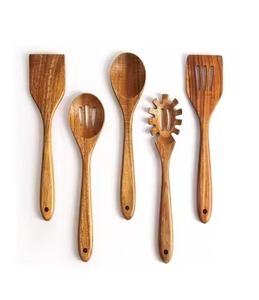 ช้อนไม้ทำมือสำหรับเสิร์ฟอาหาร ช้อนทำครัวจากไม้ธรรมชาติ สำหรับคน ตัก ข้าว แกง ซุป ซอส อุปกรณ์ครัว - Product Image 6