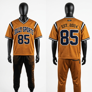 ชุดเสื้อเจอร์ซีย์และกางเกงจ็อกเกอร์ผ้าโพลีเอสเตอร์พรีเมียมสำหรับผู้ชาย สีส้มดำ แถบแขนเสื้อพิมพ์ลายโลโก้ด้วยความร้อน ชุดกางเกงขาสั้นแบบสั่งทำพิเศษสำหรับผู้ชาย - Product Image 1