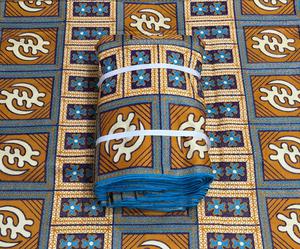 Tissu africain imprimé en wax 100 % polyester tissé pour la confection de vêtements et de robes - Product Image 1