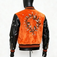 Blouson universitaire orange pour homme avec manches en PU noir, dos brodé de motifs floraux en cristal, réversible, doublure polaire chauffante pour l'hiver