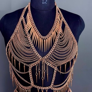 Harnais et jupe de déesse en chaîne dorée, faits main, légers, en acier inoxydable, style antique et moderne, pour festivals - Product Image 3