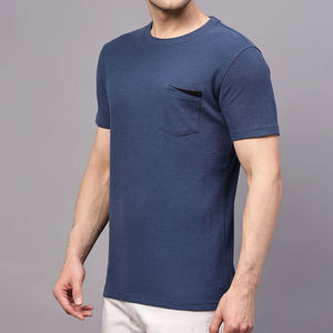 T-shirt pour homme bleu marine à col rond, manches courtes, coupe ajustée, couleur unie, décontracté, tricoté, respirant, logo sur la manche gauche, OEM ODM - Product Image 5