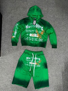 Conjunto de Chaqueta Deportiva con Capucha y Pantalones Cortos Rosa para Hombre, Estilo Urbano con Estampado Satinado, para Usar en Todas las Temporadas, Fabricante de Ropa Urbana de Alta Calidad - Product Image 4