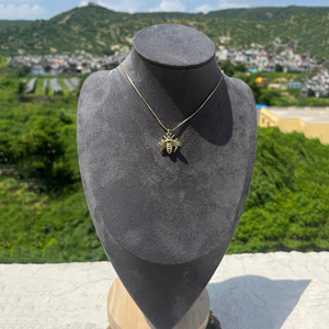 Collier pendentif symbole abeille inspiré de la nature, style Art déco, qualité supérieure, brillant, plaqué or 18 carats, laiton massif, bijoux hypoallergéniques - Product Image 6