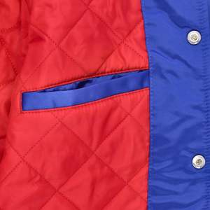 Veste de baseball en satin de qualité supérieure avec logo personnalisé, veste universitaire personnalisée pour les universités et les organisations sportives - Product Image 6