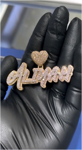 Pendentif Hip Hop Moissanite CONCEPTION, Breloque Cœur Personnalisée avec Lettre, en Argent 925, Certifié VVS GRA, Personnalisable - Product Image 3