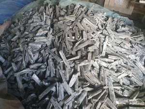 ถ่านขาวพรีเมียม BIWOOD |   การเผาไหม้ที่สะอาดและให้ความร้อนสูง |   ถ่านไม้เนื้อแข็งสำหรับบาร์บีคิว |   คำสั่งซื้อตู้คอนเทนเนอร์ - Product Image 5