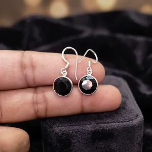 Boucles d'oreilles en argent sterling 925 avec onyx noir facetté |   Boucles d'oreilles en onyx noir naturel - Product Image 4
