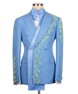 Costume de smoking bleu ciel brodé à double boutonnage pour homme – Blazer de créateur floral orné de cristaux, fait main, pour mariage, bal de promo et tenue de scène - Product Image 1