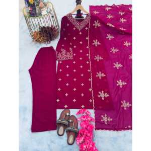 Ensemble de vêtements de fête pour femmes styliste Top Plazzo élégant et belle Dupatta - Product Image 1