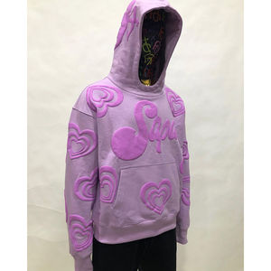 Sweat à capuche pour homme, poids lourd, 500 GSM |   Impression en relief motif cœur |   Sweat à capuche rose imprimé sur toute la surface |   OEM personnalisé - Product Image 6