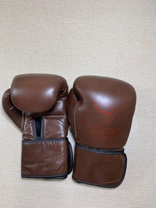 Guantes de Boxeo de Piel RTS Wholesale Fly con Cierre de Velcro, Color Marrón, Diseño Transpirable para Adultos AS-BG-5113 - Product Image 6