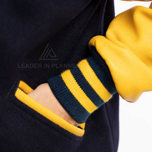 บริการออกแบบเสื้อแจ็คเก็ต Letterman สำหรับผู้หญิงตามสั่ง  ดีไซน์ล่าสุด  มีจำหน่ายแล้ว - Product Image 6