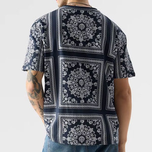 T-shirt Homme Col Rond en Tissu Doux, Nouvelle Arrivée, Design Original d'Usine, Coupe Oversize, Vente en Gros - Product Image 3