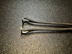 Pinces à tissus Babcock pour chirurgie générale, orthopédique et chirurgie médicale, mâchoires de 11,75 mm, acier inoxydable de 9,5 pouces, certifiées CE ISO - Product Image 2