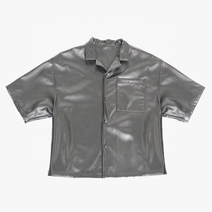 Ensemble chemise et pantalon cargo en similicuir de haute qualité, style streetwear, col cubain, manches courtes, coupe ample, avec poche poitrine – Nouvelle collection - Product Image 5