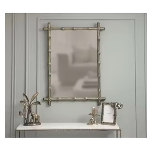 Miroir mural élégant de qualité supérieure avec cadre en métal, idéal pour la décoration de chambre et de salle de bain, vente en gros. - Product Image 1