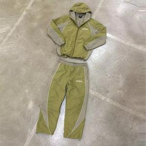 Conjunto de Chaqueta Cortavientos Ligera de Nailon Personalizada y Pantalones Deportivos con Cordón, Traje Deportivo para Hombre - Product Image 6