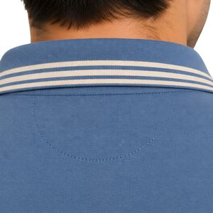 Polo homme bleu ciel premium avec col et bordures des manches à triple contraste blanc et beige, personnalisable avec logo vierge, prêt à porter - Product Image 6