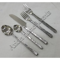 Ensemble de couverts en métal inoxydable avec poignée élégante argentée Design Axiom Home Accents Set de cuillères et fourchettes pour servir du café