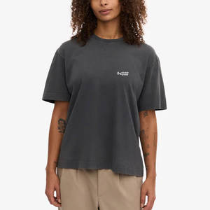 เสื้อยืดผู้หญิงพิมพ์โลโก้ตามสั่ง พร้อมบริการ OEM เสื้อยืดผู้หญิงขายดี ผ้าฝ้าย 100% - Product Image 1