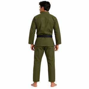 Traje de artes marciales BJJ premium, diseñado con tela duradera, sensación ligera y construcción segura para el rendimiento diario. - Product Image 3