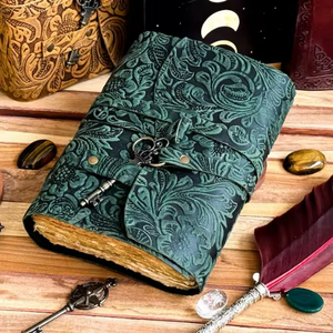 Carnet de notes et livre de sorts vintage fait main en cuir véritable gaufré floral vert pour hommes et femmes, compagnon de voyage - Product Image 5