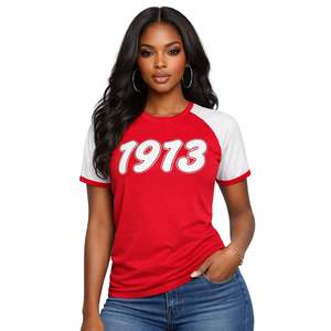 Camiseta Raglán Roja Premium Delta Sigma Theta 1913 para Mujer, Ajuste Cómodo, Ropa de Alta Calidad para Hermandades Griegas, Uso Casual - Product Image 1