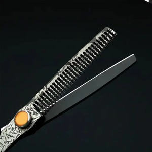 Ciseaux de barbier professionnels, ciseaux de coiffure de salon, acier inoxydable, lame aiguisée, pour droitiers, coupe de cheveux en salon - Product Image 6