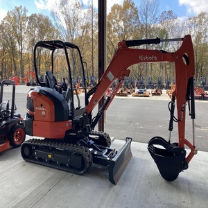 Miniexcavadora Kubota KX033 4, la más vendida, con motor diésel, compacta, con sistema hidráulico auxiliar y opción de cabina, para obras de construcción. - Product Image 1