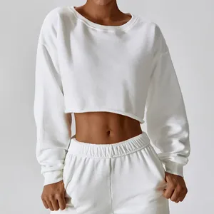 Sweat-shirt à capuche unisexe noir, coupe courte, col rond, coupe classique, manches longues, décontracté, tricoté, uni, en molleton écologique 100% coton - Product Image 2