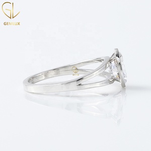 Oval Cut Moissanite Engagement <b>Ring</b> Bezel Set <b>Split</b> Shank Diamond <b>Ring</b> for Women Engagement <b>Ring</b> - Product Image 4