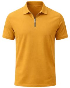 เสื้อโปโลผู้ชายสีเหลืองมัสตาร์ด ผ้าฝ้าย คอปกซิปครึ่งตัว ทรงเข้ารูป แขนสั้น สวมใส่สบายๆ ในฤดูร้อน ผู้ผลิต OEM จำหน่ายส่ง - Product Image 1