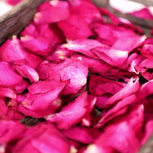 Natural Fragrance High Quality Dry Rose <b>Petal</b> Low Price Customized Packing <b>Dried</b> Rose <b>Petals</b> OEM Service 2026 Wholesale - Product Image 5