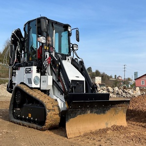 La chargeuse-pelleteuse durable Hidromek 62T assure une grande productivité et un fonctionnement stable grâce à un moteur puissant et des technologies avancées. - Product Image 6