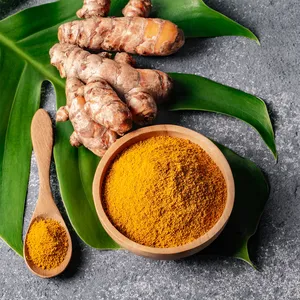 Poudre de curcuma naturelle, épice Haldi naturelle, approvisionnement en vrac pour assaisonnement, boissons et applications à base de plantes - Product Image 6