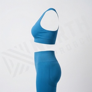 Ensemble de yoga cinq pièces pour femme, haut et bas, personnalisable avec logo, tenue de sport, vêtements d'exercice, vêtements de sport - Product Image 3
