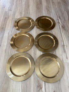 Assiette de présentation en laiton doré, idéale pour les mariages, la cuisine et les restaurants, faite à la main, pour la décoration de table à la maison. - Product Image 5