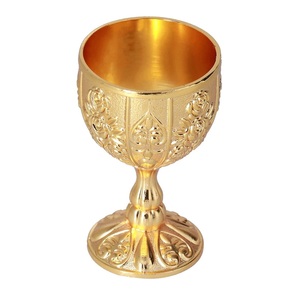 Gobelet en laiton vintage, tasse en métal artisanale, style royal, vaisselle décorative, objet de collection - Product Image 6
