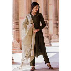 Conjunto de Kurta Verde Transpirable Nadiya con Dupatta Crema, Estilo Simple, Cintura Imperio, Talla XS, para Ocasiones Diarias - Product Image 4