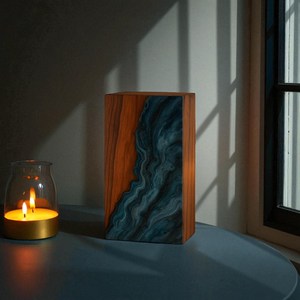 Urna de Resina Hecha a Mano con Diseño de Olas Oceánicas, Caja Conmemorativa para Recuerdos de Playa - Product Image 1