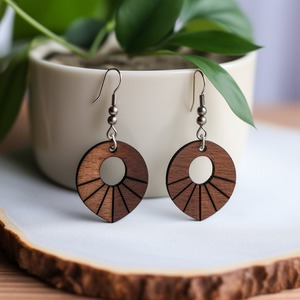 Pendientes de Madera Hipoalergénicos, Pendientes de Madera Amigables con la Piel, Pendientes de Madera de Color Sólido, Uso Comercial al por Mayor de Fábrica Personalizada - Product Image 1