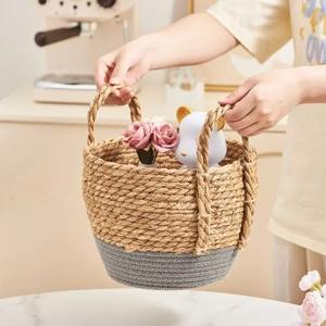 ชุดตะกร้าเก็บของธรรมชาติ 3 ใบ พร้อมฐานและหูจับสีเทา ตะกร้าเก็บของทำมือ ขายส่ง เป็นมิตรกับสิ่งแวดล้อม ผลิตในเวียดนาม - Product Image 2