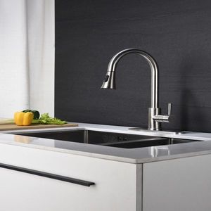 Rubinetto da Cucina Estraibile in Acciaio Inox 304 Lucidato e Ottone Spazzolato con Doccetta Spray - Product Image 6