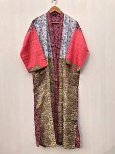 Kimono d'été en soie recyclée, longueur cheville, multicolore, style vintage indien, pour la détente et la nuit - Product Image 4