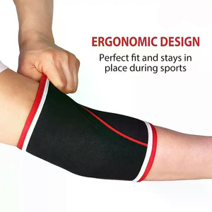 Manchon de compression ergonomique pour coude, unisexe, pour la protection sportive, toutes saisons, noir avec bordure rouge, modèle à enfiler - Product Image 3
